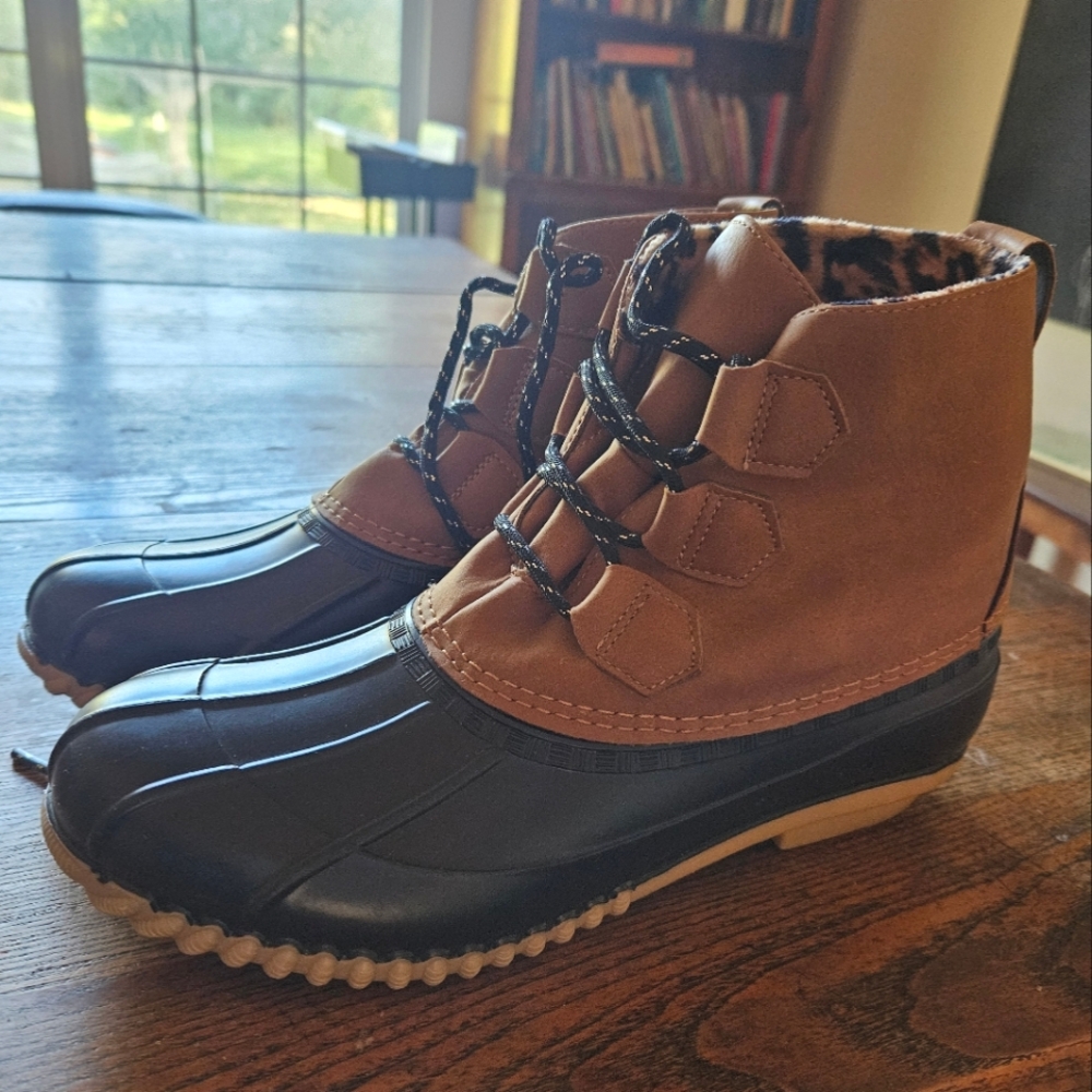 Magellan Outdoors Women's Boots